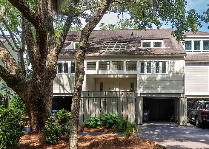 1714 Shelter Cove Villa